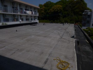 太宰府市　サンホーム太宰府　一階屋上　防水工事　施工前